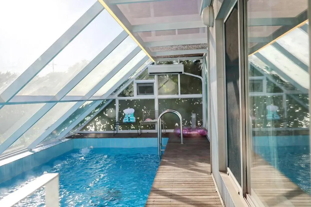 Private Pool Villa Family Room Jeju Apartment