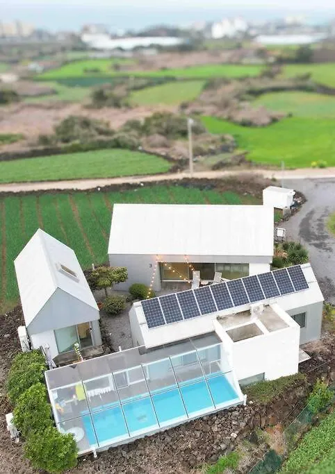 Private Pool Villa Family Room Jeju 0*,